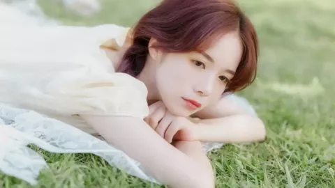 庞众望女友晒结婚照